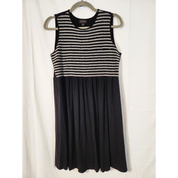 J.Jill Wearever Collection $109 MP Black White Striped Fit & Flare Sheath Dress - Picture 1 of 10